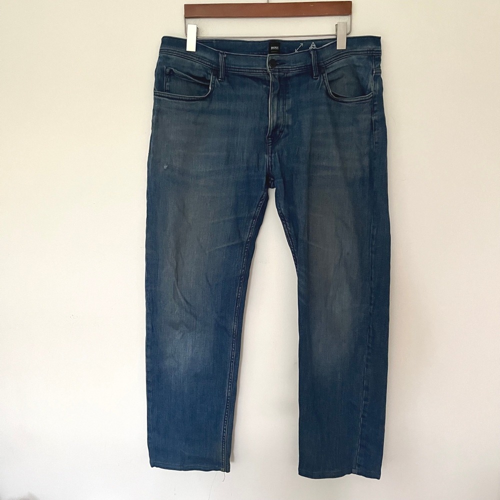 Hugo Boss 36x34 Mens Regular Fit Jeans Medium Wash Blue Denim Stretch